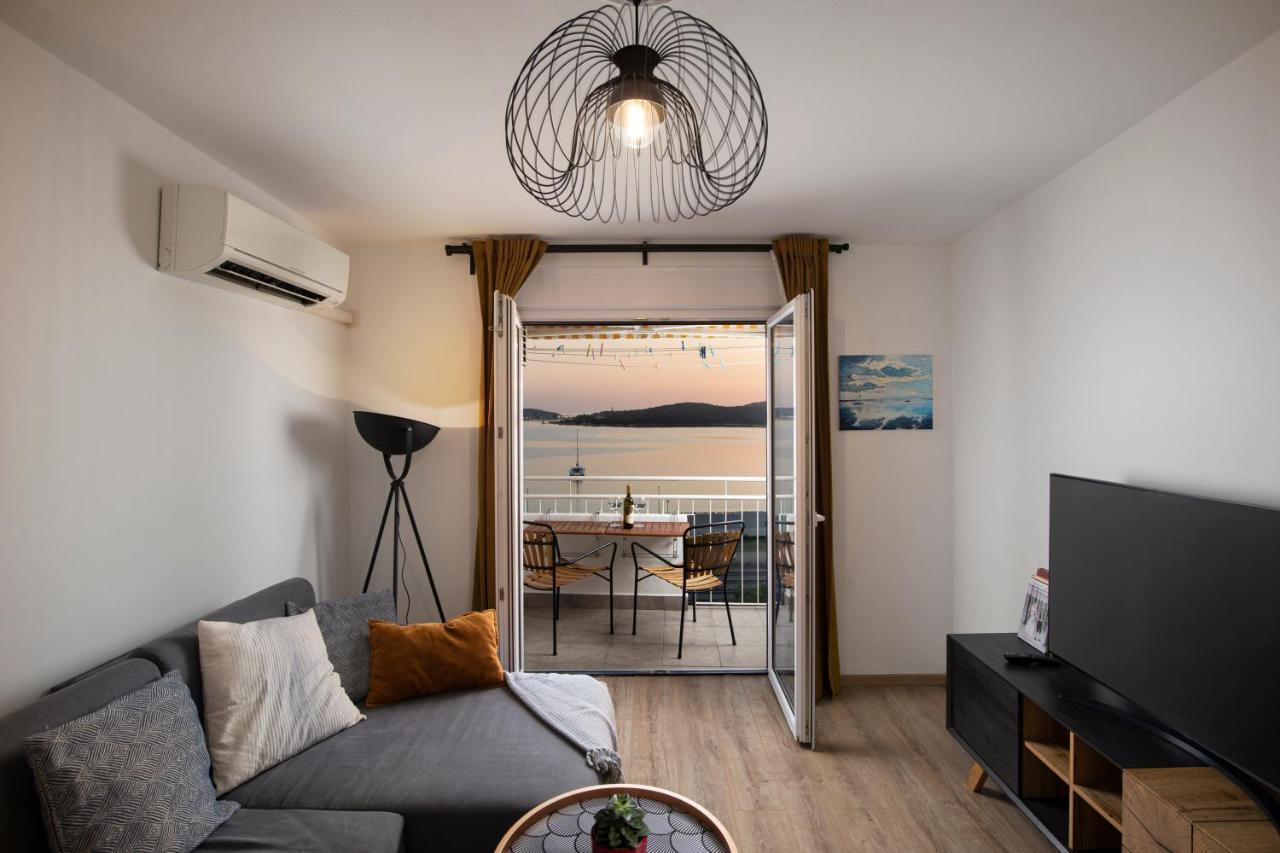 Top Floor Sunset Apartment بولا المظهر الخارجي الصورة