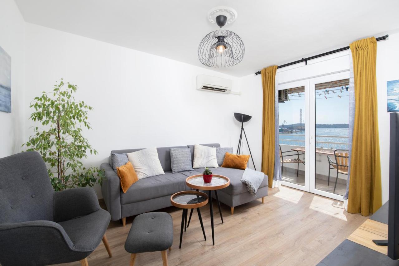 Top Floor Sunset Apartment بولا المظهر الخارجي الصورة